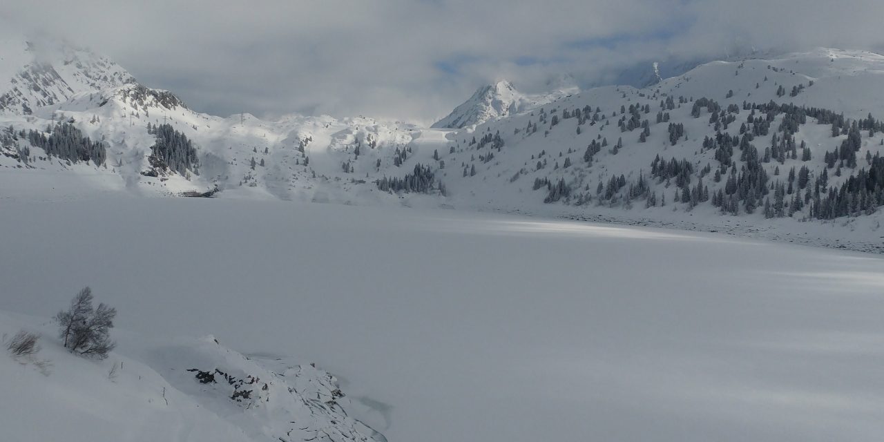 Winter hike Galtür to Kopf-Stausse